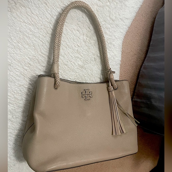 Tory Burch MacGraw handbag!  Like new! - Picture 1 of 13